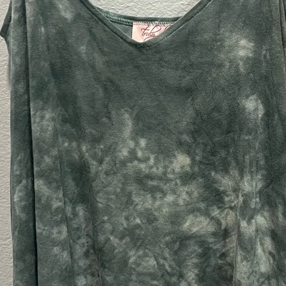 Truly b. By AVA GRAY tank - Picture 5 of 5